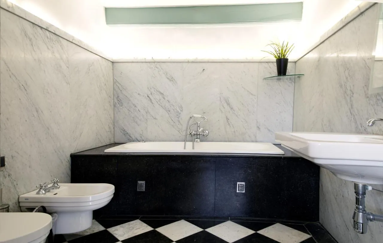 Bed & Breakfast Modern Canal House Loft - City Center Amsterdam