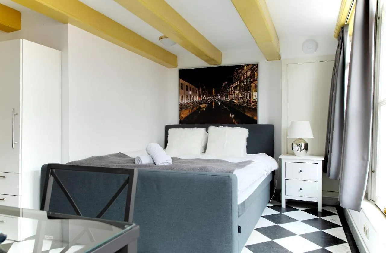 Modern Canal House Loft - City Center Amsterdam